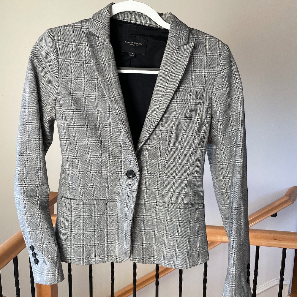 Banana Republic plaid classic blazer size 0